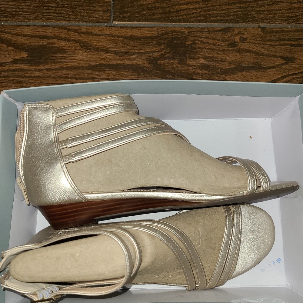 Formal shoes